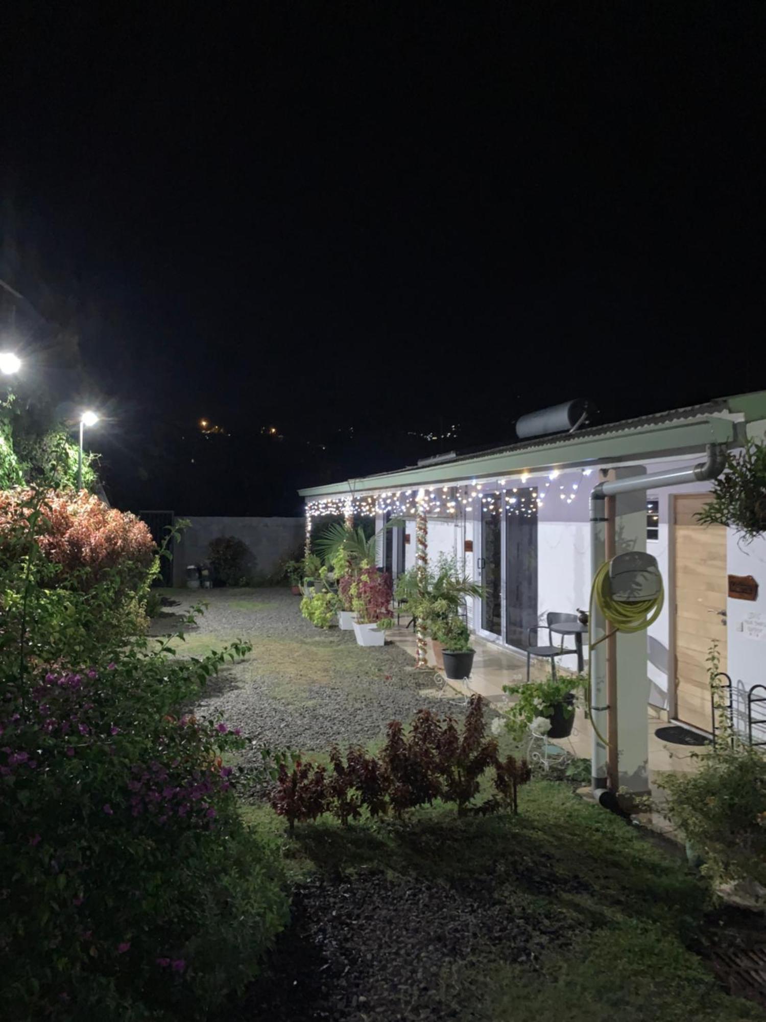 A Tomo Mai Homestay, Close To Airport, Private Bathroom Free Parking And Wifi With High Connection And Breakfast Optional Faaa Exterior photo